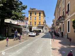 Via Conte Rosso Edicola